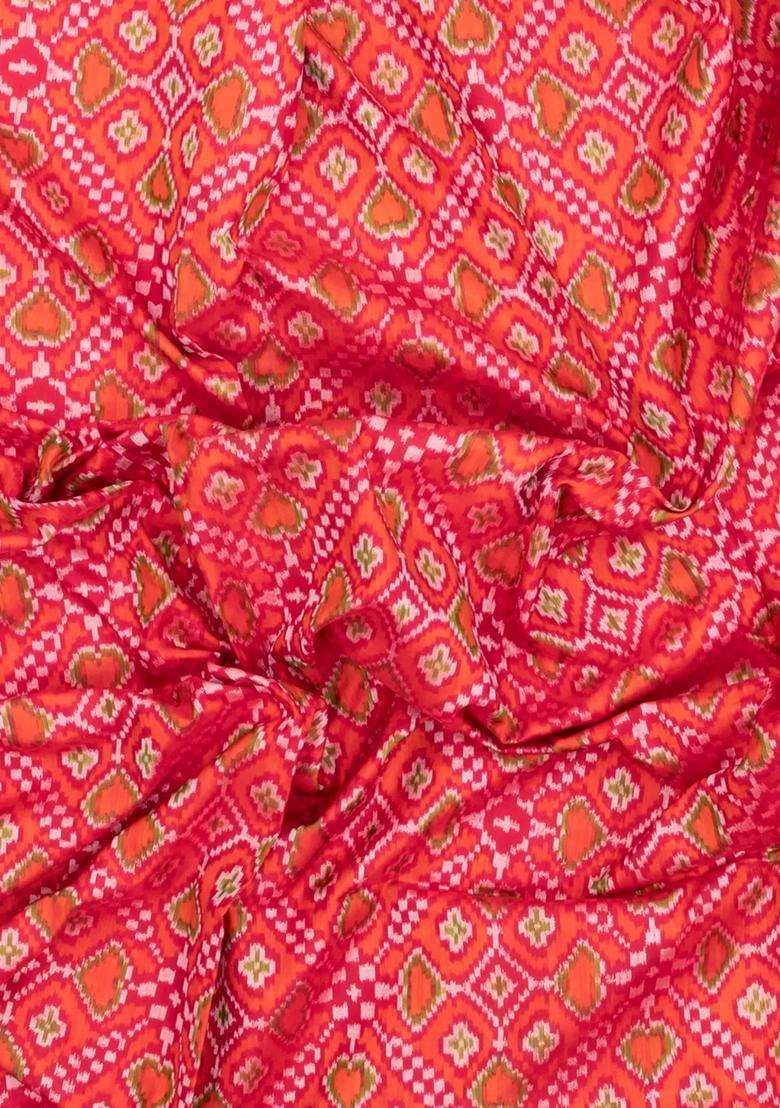 Peach Handloom Pochampally Ikat Silk Saree With Tie Dye Motifs With Printed Design For Women - Indya