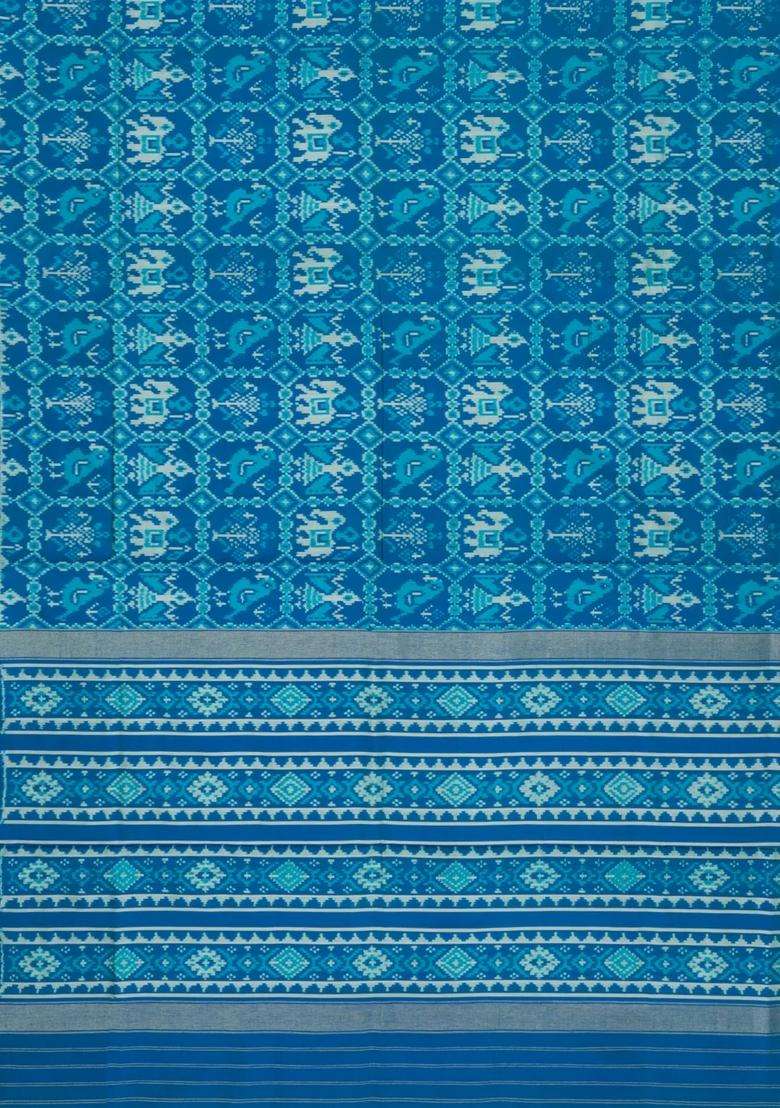 Cyan Handloom Pochampally Ikat Silk Saree With Tie Dye Motifs With Printed Design For Women - Indya