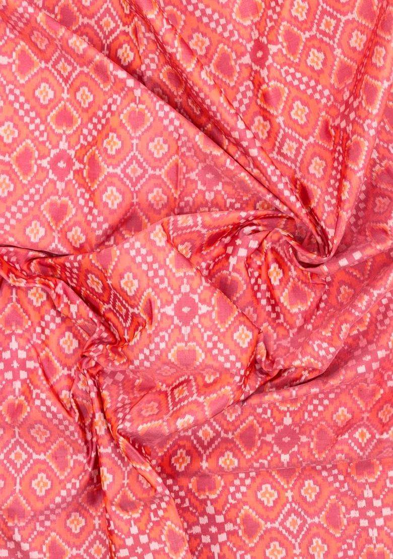 Light Peach Handloom Pochampally Ikat Silk Saree With Tie Dye Motifs With Printed Design For Women - Indya