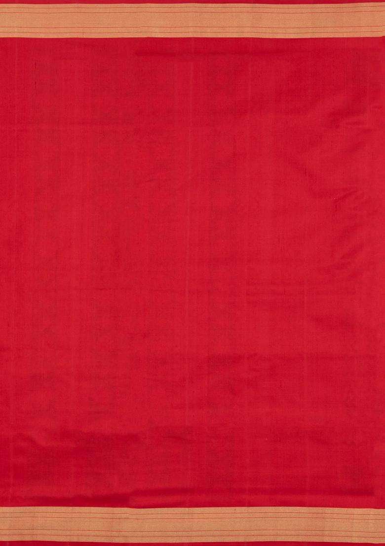 Cream Handloom Pochampally Ikat Silk Saree With Tie Dye Motifs With Printed Design For Women - Indya