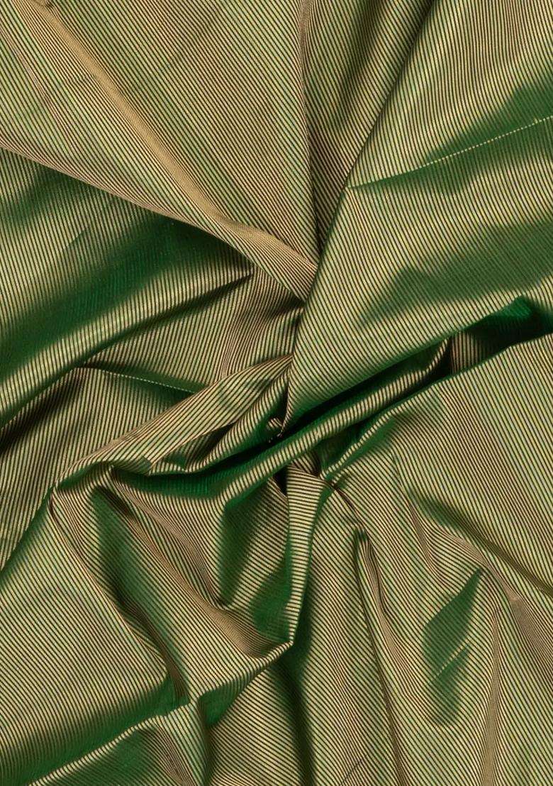 Green Handloom Silk Cotton Saree With Zari Stripes With Checks And Stripes Design For Women - Indya
