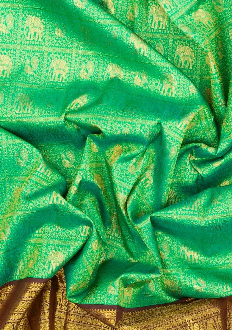 Light Green Handloom Korvai Kanchipuram Silk Saree With Contrast Border With Korvai And Temple Border Design For Women - Indya