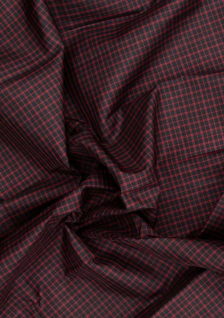Black Handloom Kanchipuram Silk Saree With Silk Checks With Checks And Stripes Design For Women - Indya