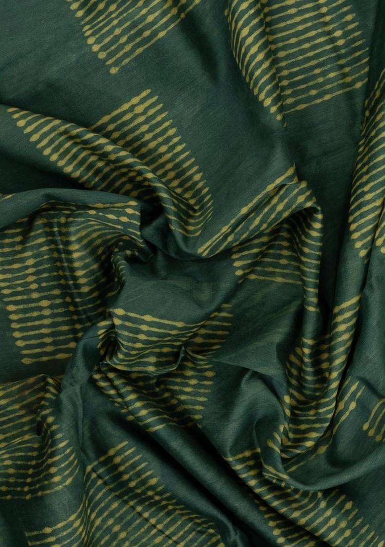 Dark Green Printed Jaipur Cotton Saree With Tie Dye Motifs For Women - Indya
