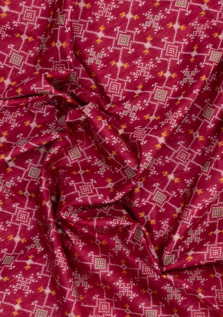 Magenta Woven Art Dupion Art Silk Saree With Tie Dye Motifs With Buttas And Brocade Design For Women - Indya