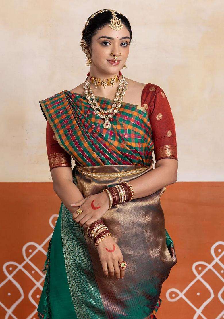 Multi Colour Crimson Handloom Kanchipuram 9 Yards Silk Saree With Checks Buttas With Buttas And Brocade Design For Women - Indya