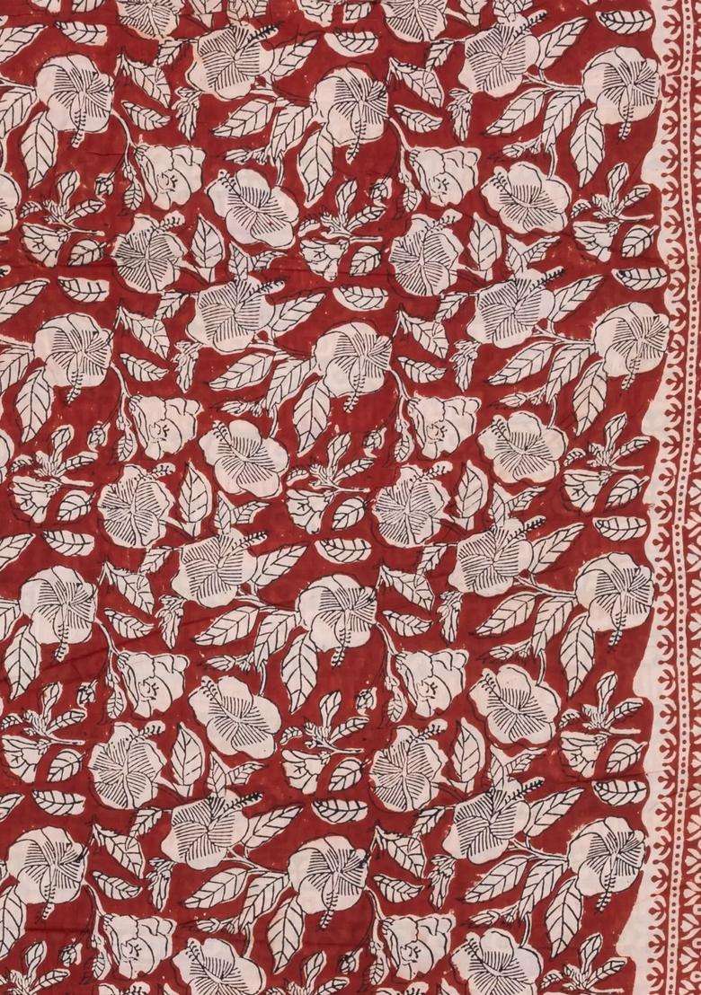 Cream Printed Jaipur Cotton Saree With Floral Motifs For Women - Indya