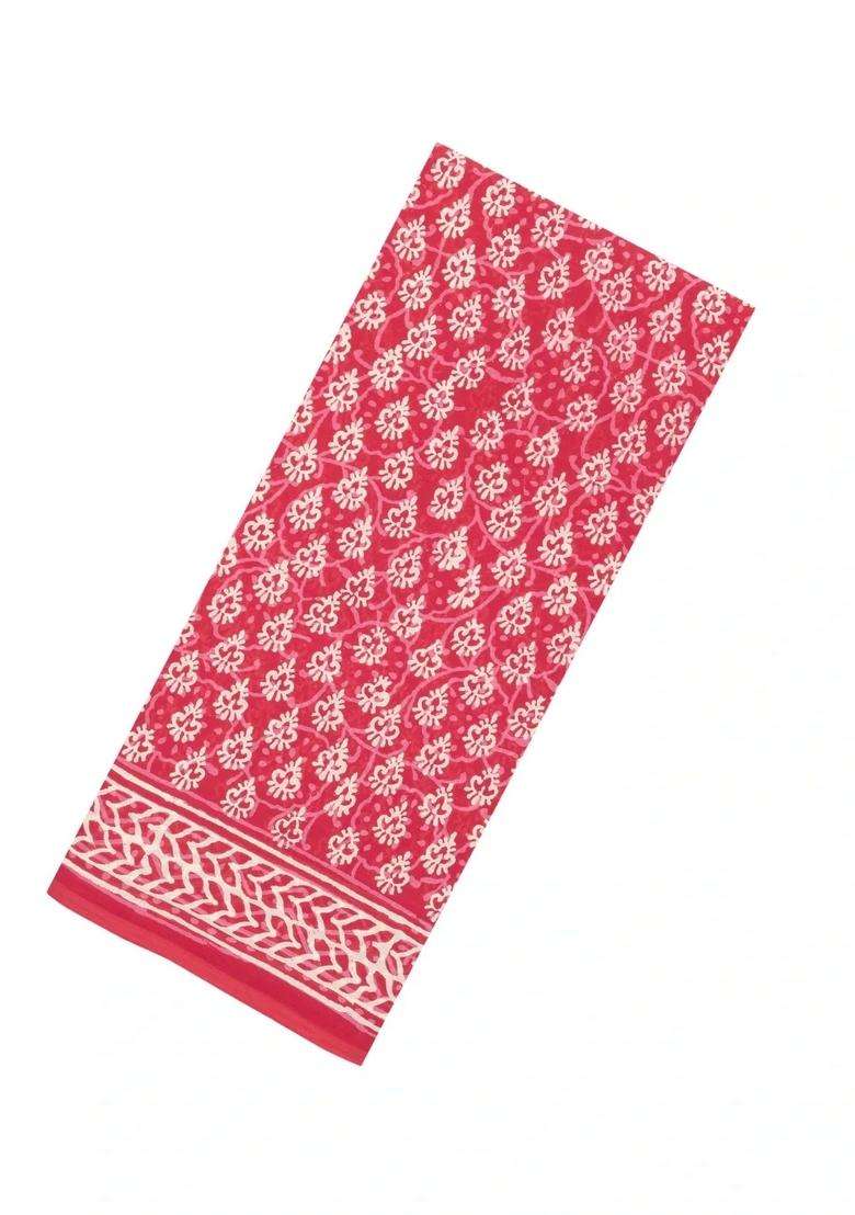 Peach Printed Jaipur Cotton Saree With Printed Floral Motifs For Women - Indya