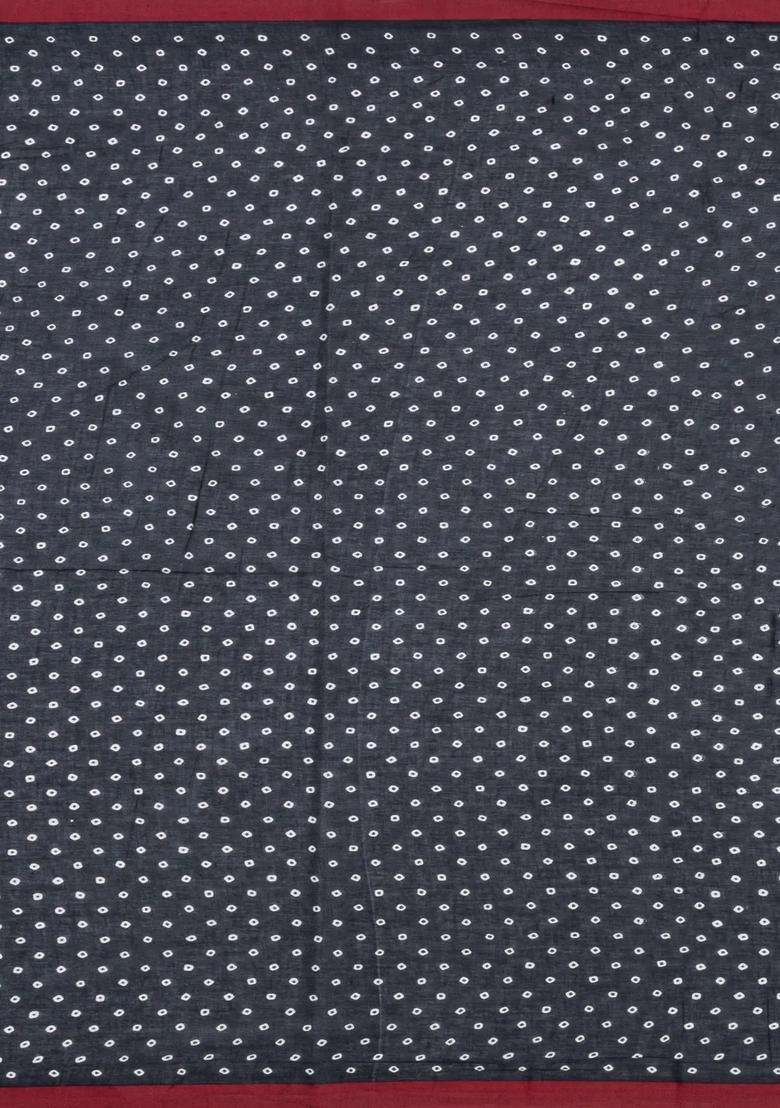 Black Printed Jaipur Cotton Saree With Printed Floral Motifs For Women - Indya