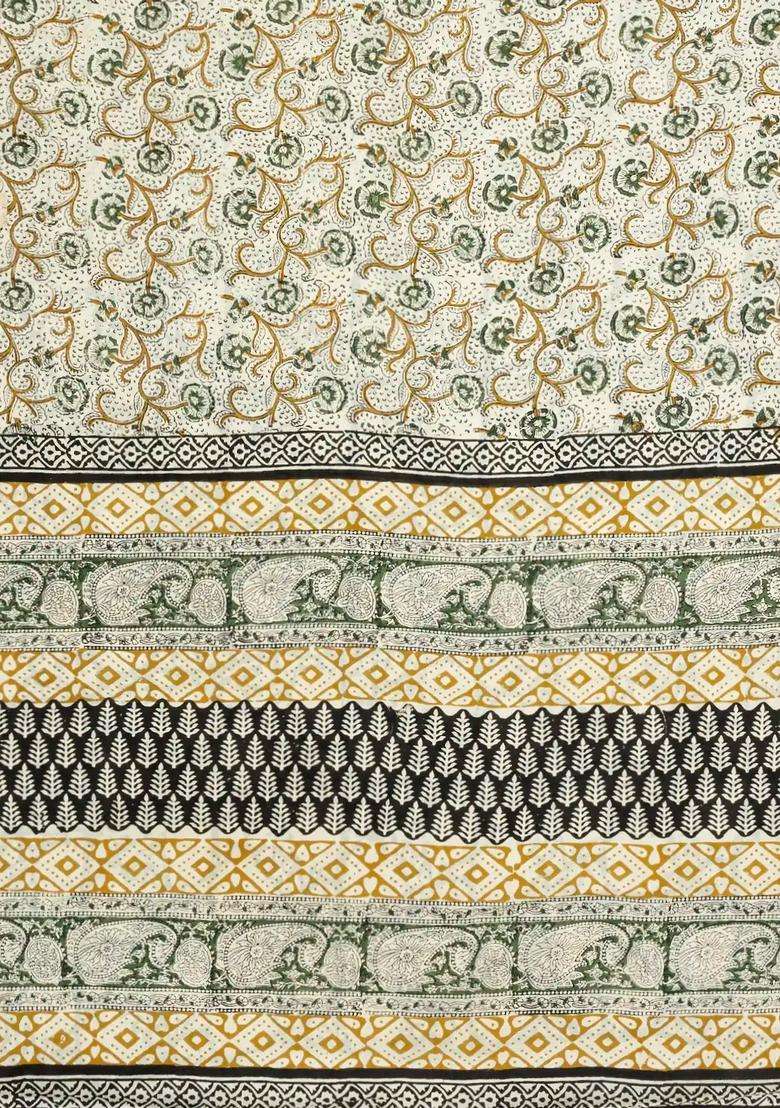 Off White Printed Jaipur Cotton Saree With Printed Floral Motifs For Women - Indya