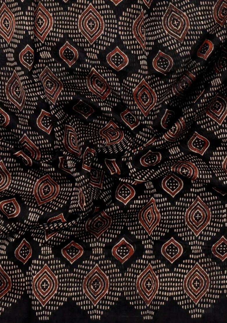 Black Printed Chanderi Cotton Saree With Zari Border For Women - Indya
