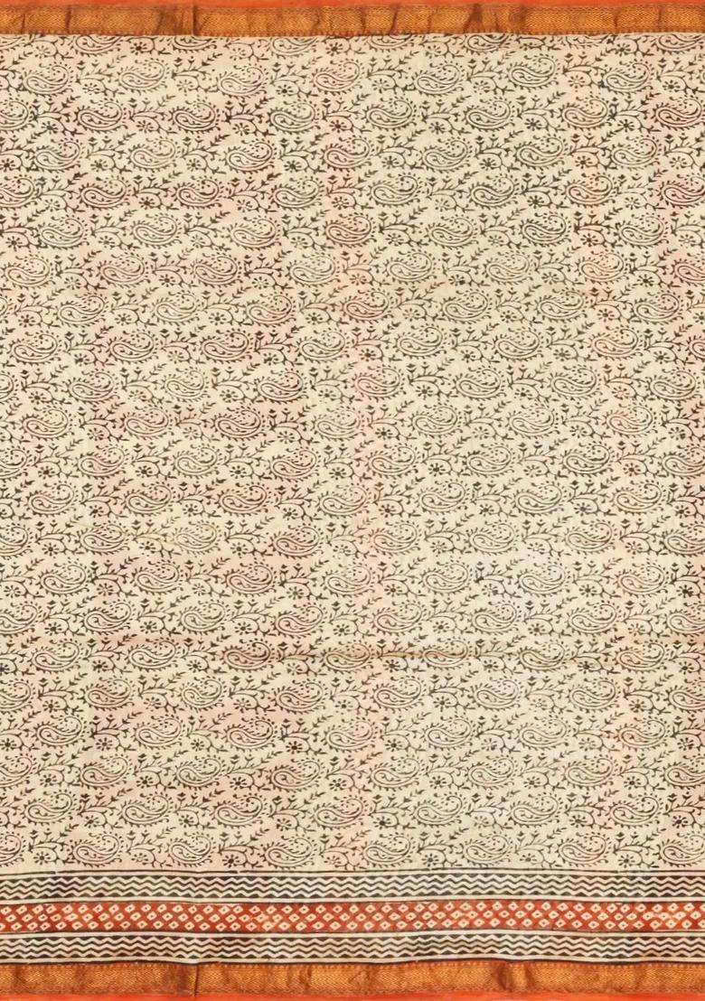 Cream Printed Chanderi Cotton Saree With Zari Border For Women - Indya