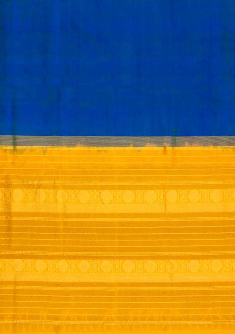 Blue Handloom 9 Yards Silk Cotton Saree With Contrast Border With Traditional Woven Design For Women - Indya