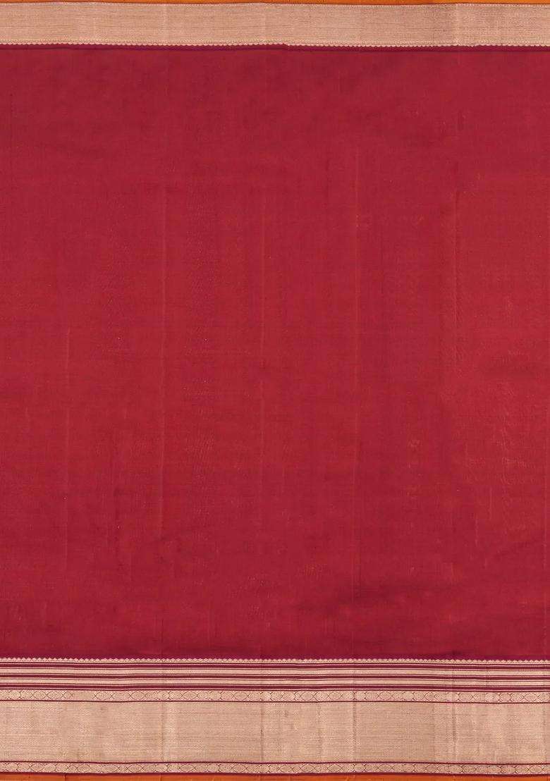 Gold Handloom Korvai Kanchipuram Silk Saree With Stripes With Korvai And Temple Border Design For Women - Indya