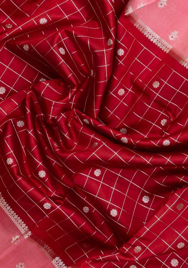 Red Woven Banarasi Poona Silk Saree With Checks Buttas With Buttas And Brocade Design For Women - Indya
