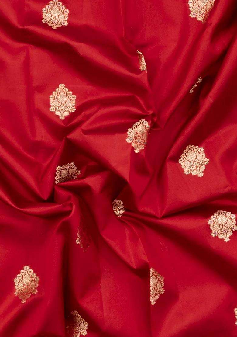 Red Woven Banarasi Poona Silk Saree With Zari Buttas Contrast Border With Buttas And Brocade Design For Women - Indya