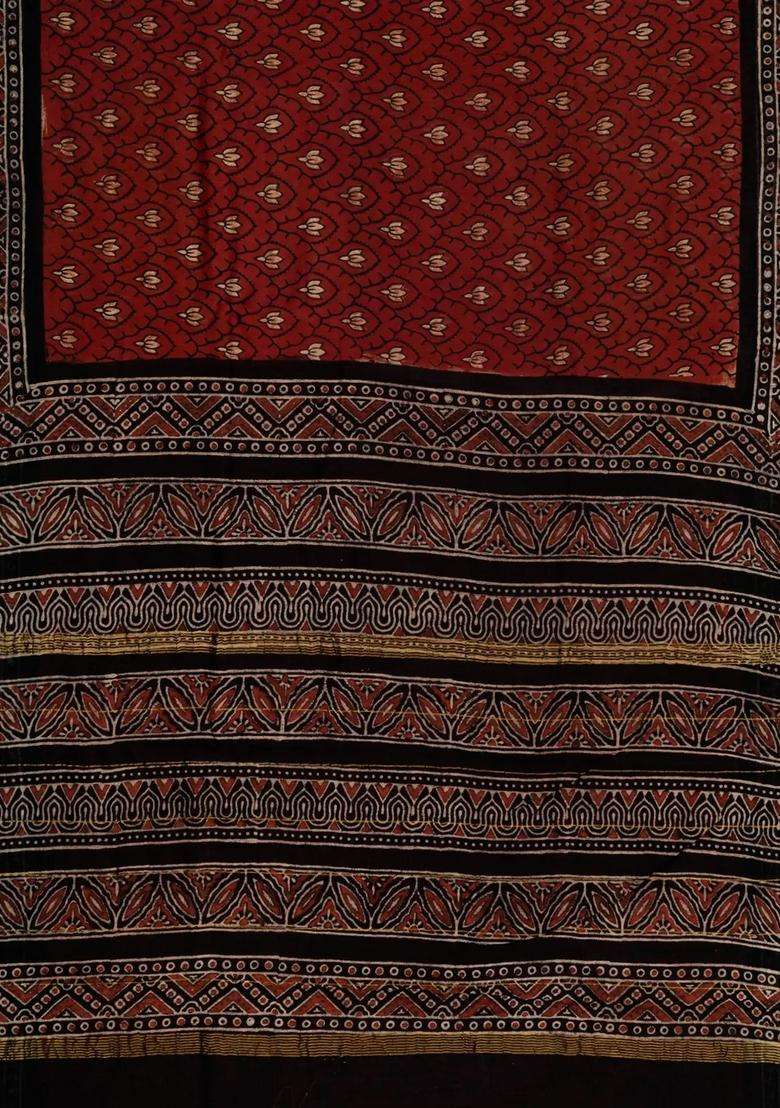 Crimson Printed Chanderi Cotton Saree With Zari Border For Women - Indya