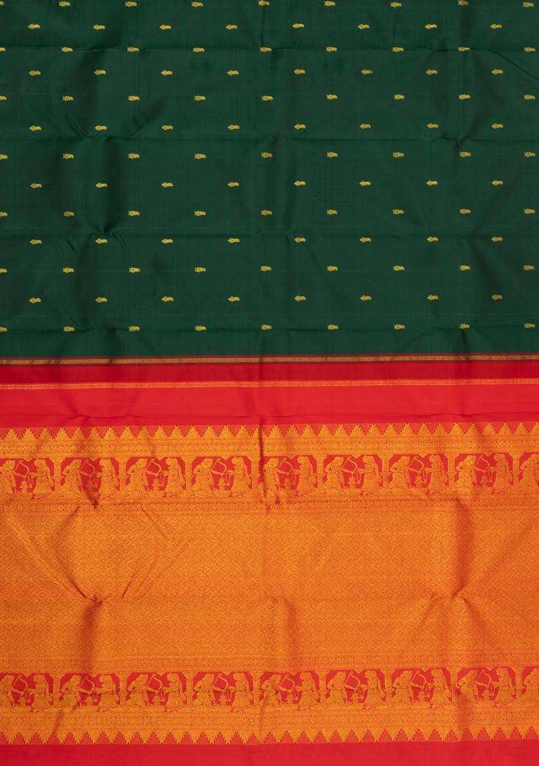 Dark Green Handloom Korvai Kanchipuram Silk Saree With Lord Ram Motifs With Korvai And Temple Border Design For Women - Indya