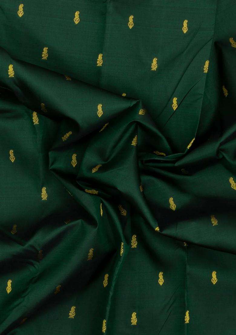 Dark Green Handloom Korvai Kanchipuram Silk Saree With Lord Ram Motifs With Korvai And Temple Border Design For Women - Indya