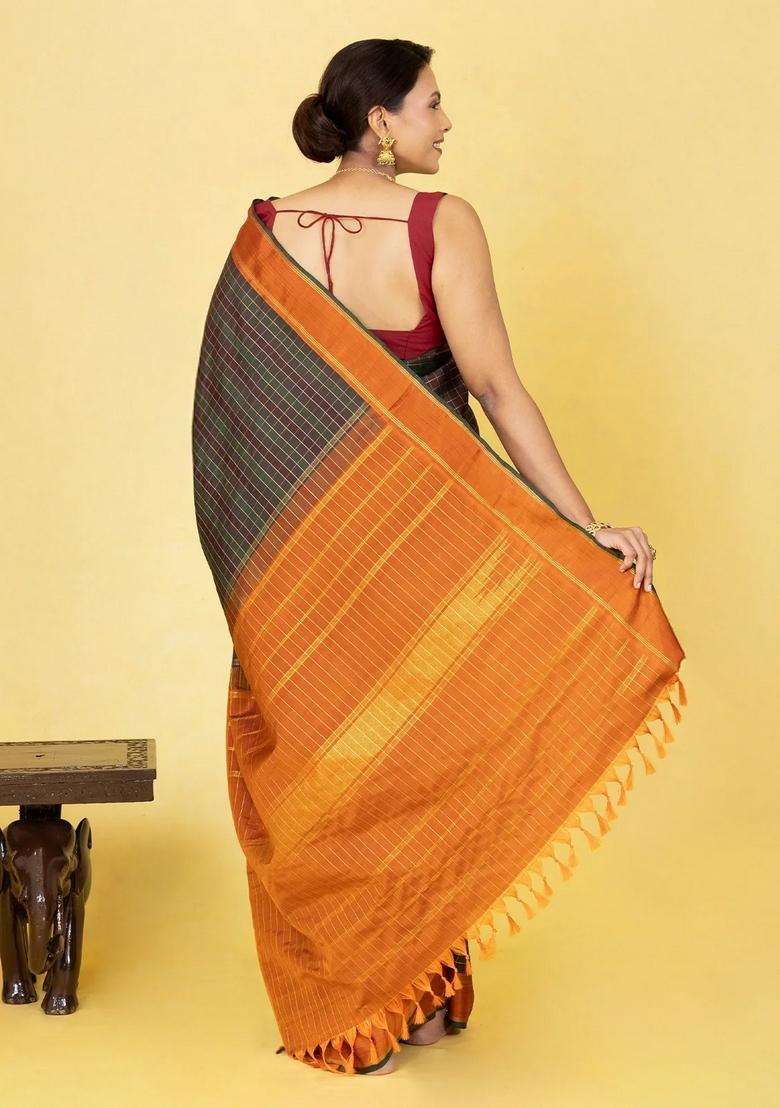 Bottle Green Handloom Kanchipuram Silk Saree With Checks Contrast Border With Checks And Stripes Design For Women - Indya
