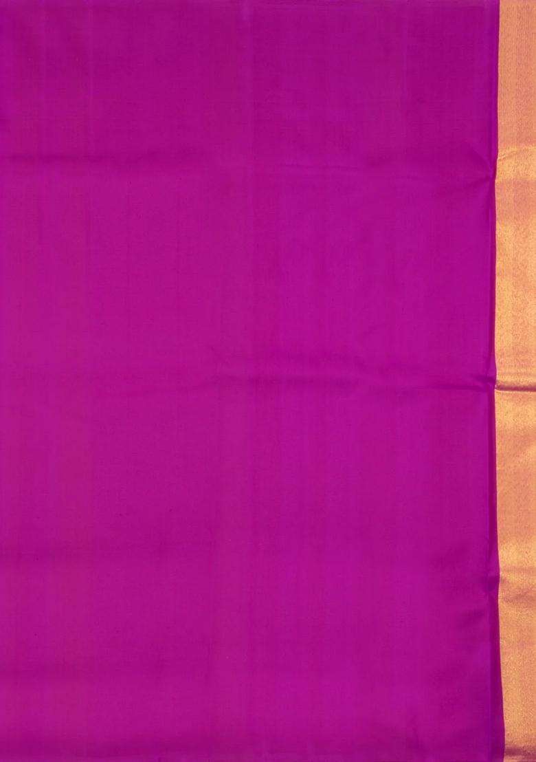 White Handloom Korvai Kanchipuram Silk Saree With Contrast Temple Border With Korvai And Temple Border Design For Women - Indya