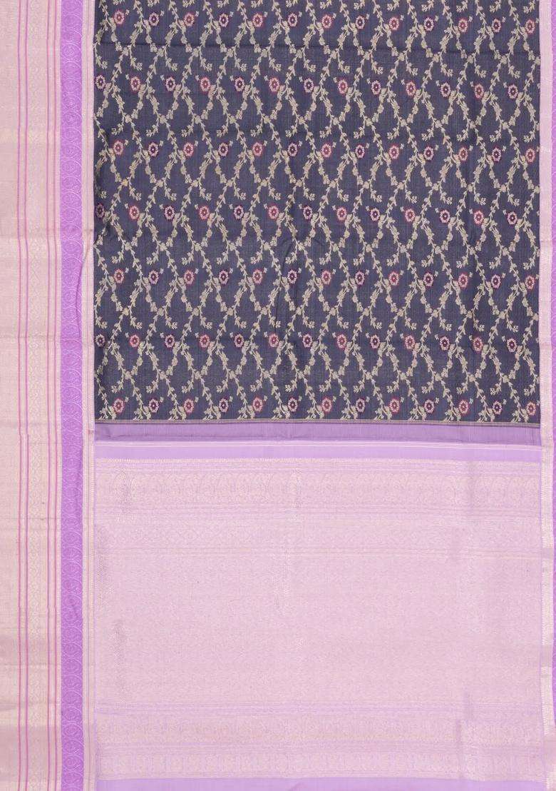 Black Handloom Korvai Kanchipuram Silk Saree With Floral Zari Motifs With Korvai And Temple Border Design For Women - Indya