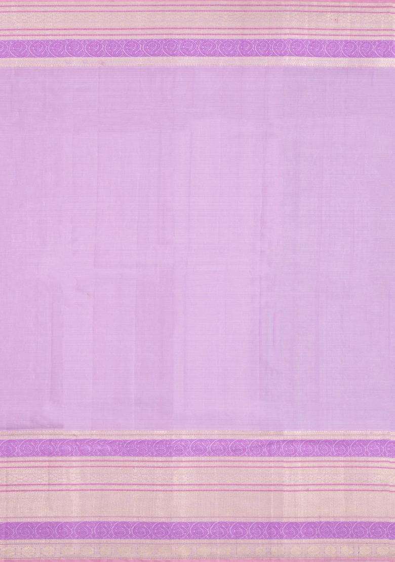 Black Handloom Korvai Kanchipuram Silk Saree With Floral Zari Motifs With Korvai And Temple Border Design For Women - Indya
