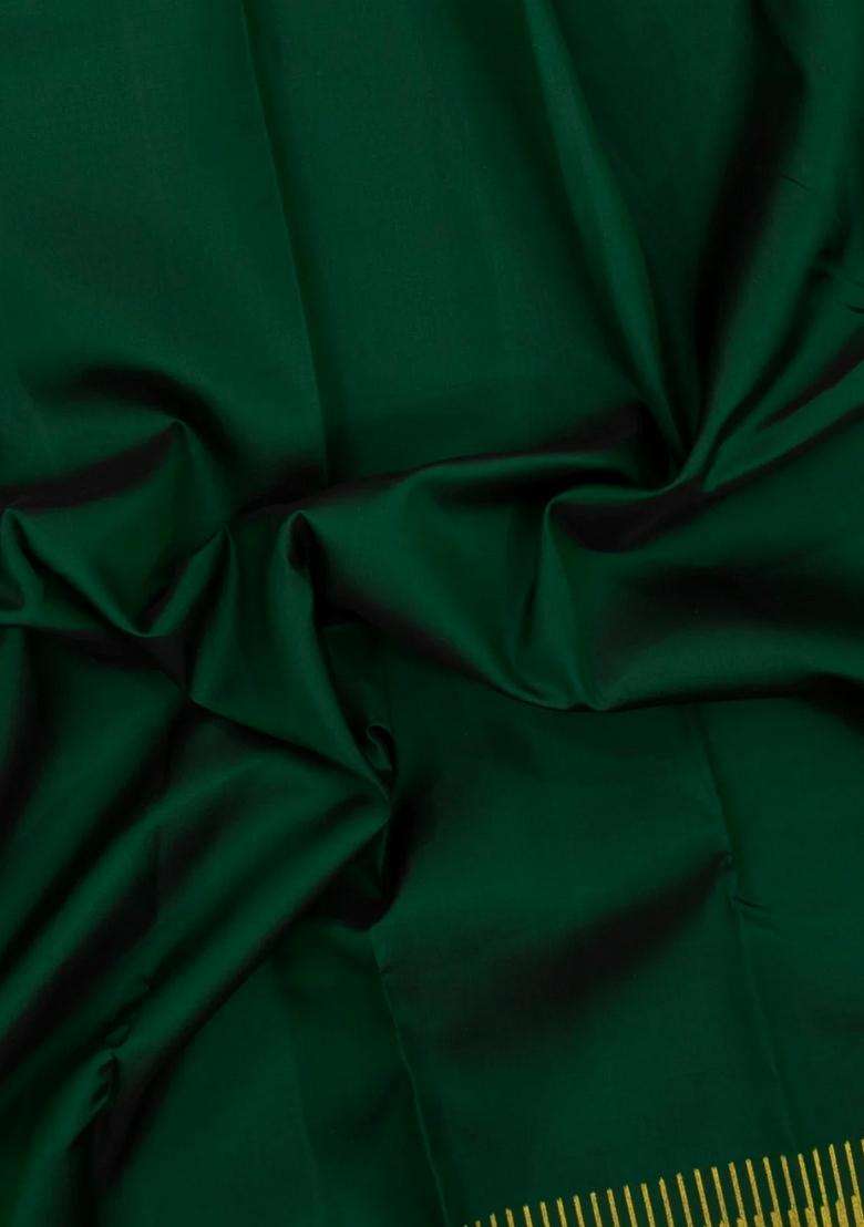 Dark Green Handloom Kanchipuram Silk Saree With Combtooth Border With Traditional Woven Design For Women - Indya