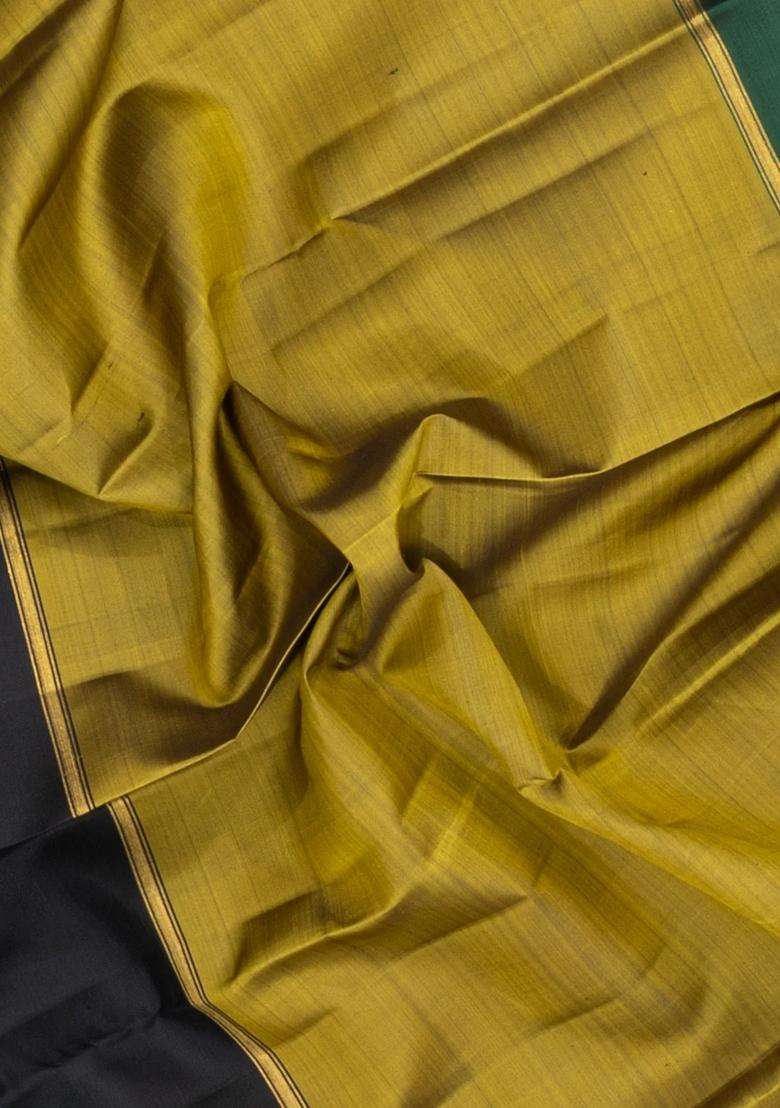 Olive Green Handloom Kanchipuram Silk Saree With Ganga Jamuna Border With Traditional Woven Design For Women - Indya