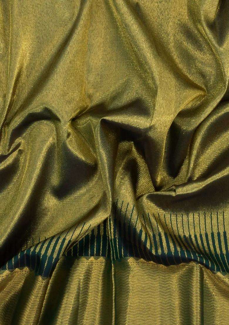 Bottle Green Handloom Kanchipuram Silk Saree With Temple Border With Korvai And Temple Border Design For Women - Indya