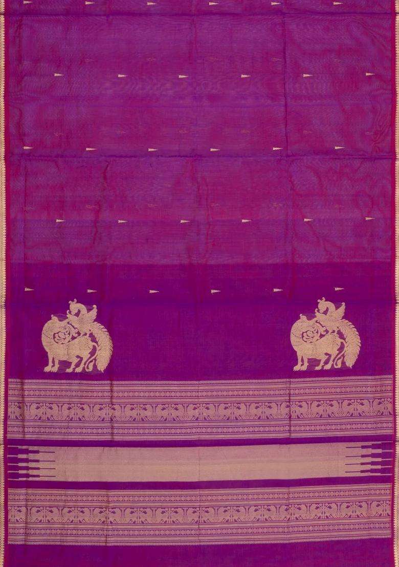 Magenta Handloom Silk Cotton Saree With Zari Buttas Contrast Border With Buttas And Brocade Design For Women - Indya