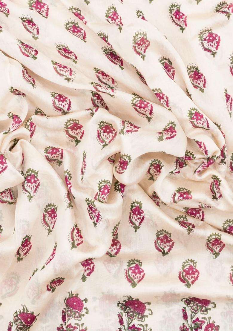 Off White Printed Chanderi Cotton Saree With Pink Zari Border For Women - Indya