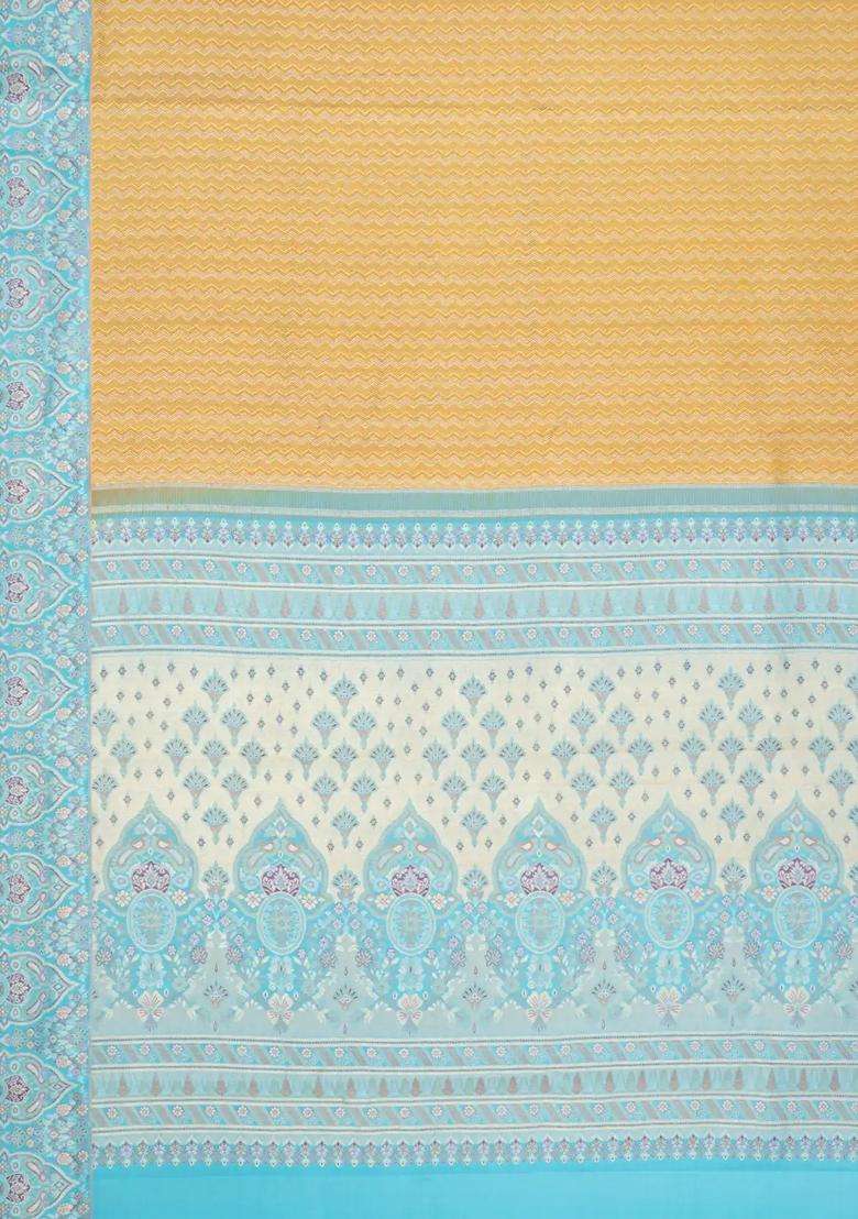 Red Handloom Kanchipuram Bridal Silk Saree With Zari Motifs With Buttas And Brocade Design For Women - Indya
