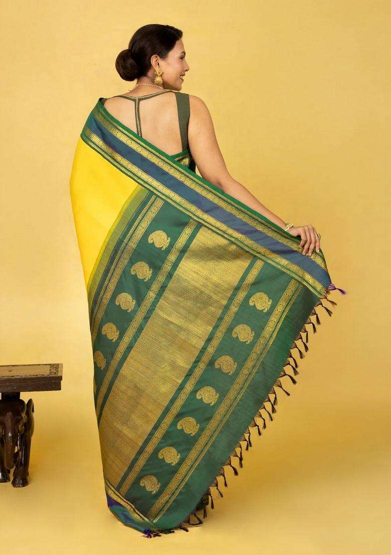 Lime Yellow Lemon Yellow Handloom Korvai Kanchipuram Silk Saree With Teal Border With Korvai And Temple Border Design For Women - Indya