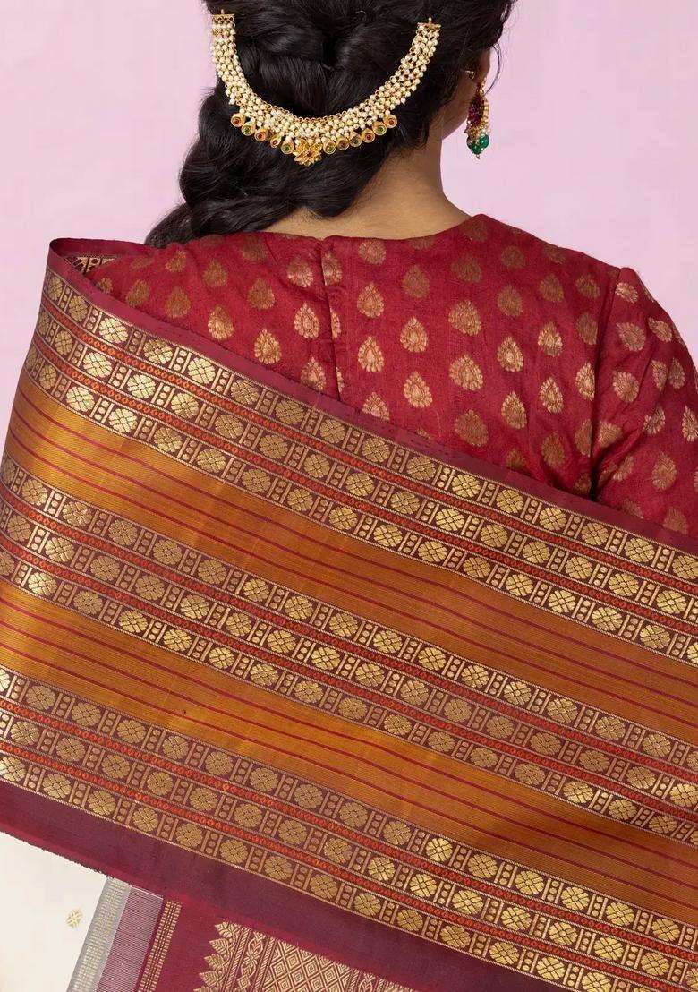 Cream Handloom Korvai Kanchipuram Silk Saree With Zari Buttas With Korvai And Temple Border Design For Women - Indya