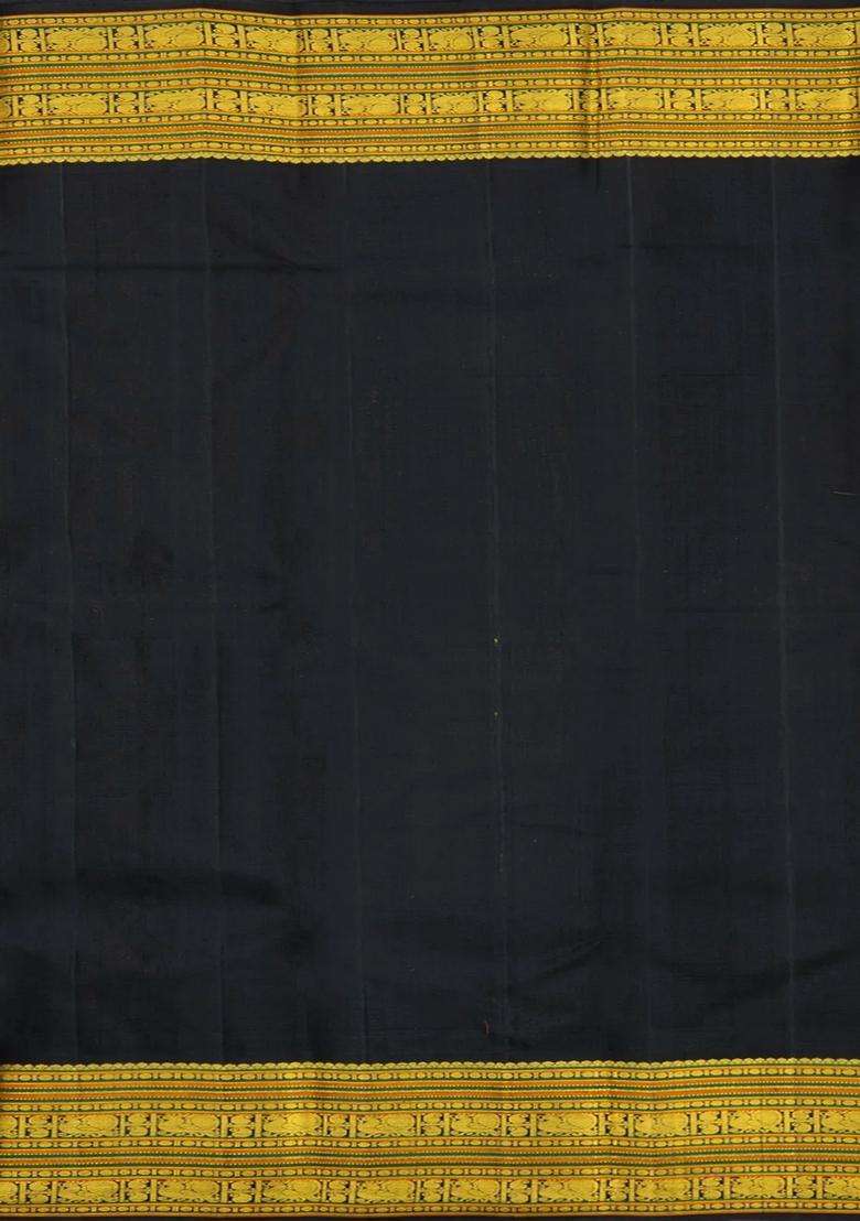 Light Green Handloom Korvai Kanchipuram Silk Saree With Black Border With Korvai And Temple Border Design For Women - Indya