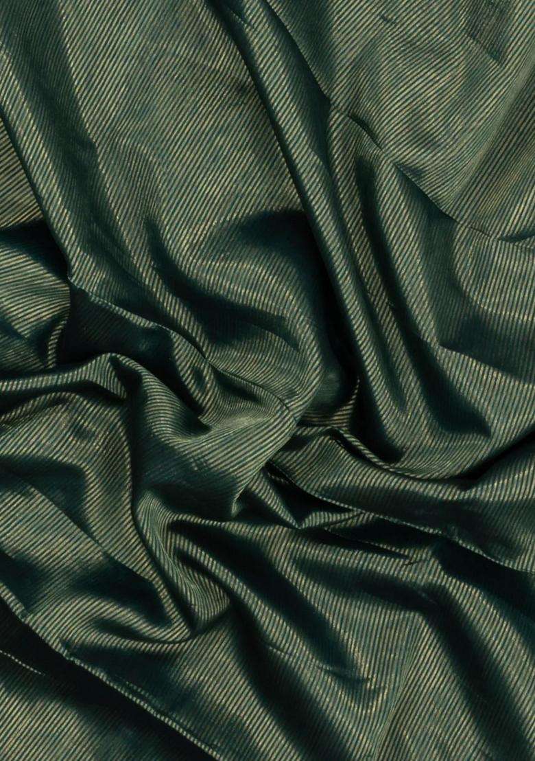 Dark Green Handloom Maheswari Silk Cotton Saree With Zari Stripes With Checks And Stripes Design For Women - Indya