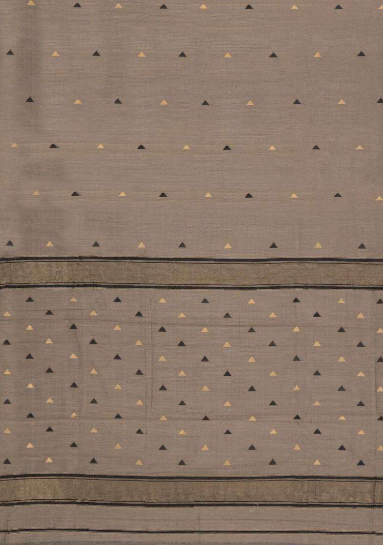 Taupe Handloom Maheswari Silk Cotton Saree With Floral Buttas Zari Border With Buttas And Brocade Design For Women - Indya