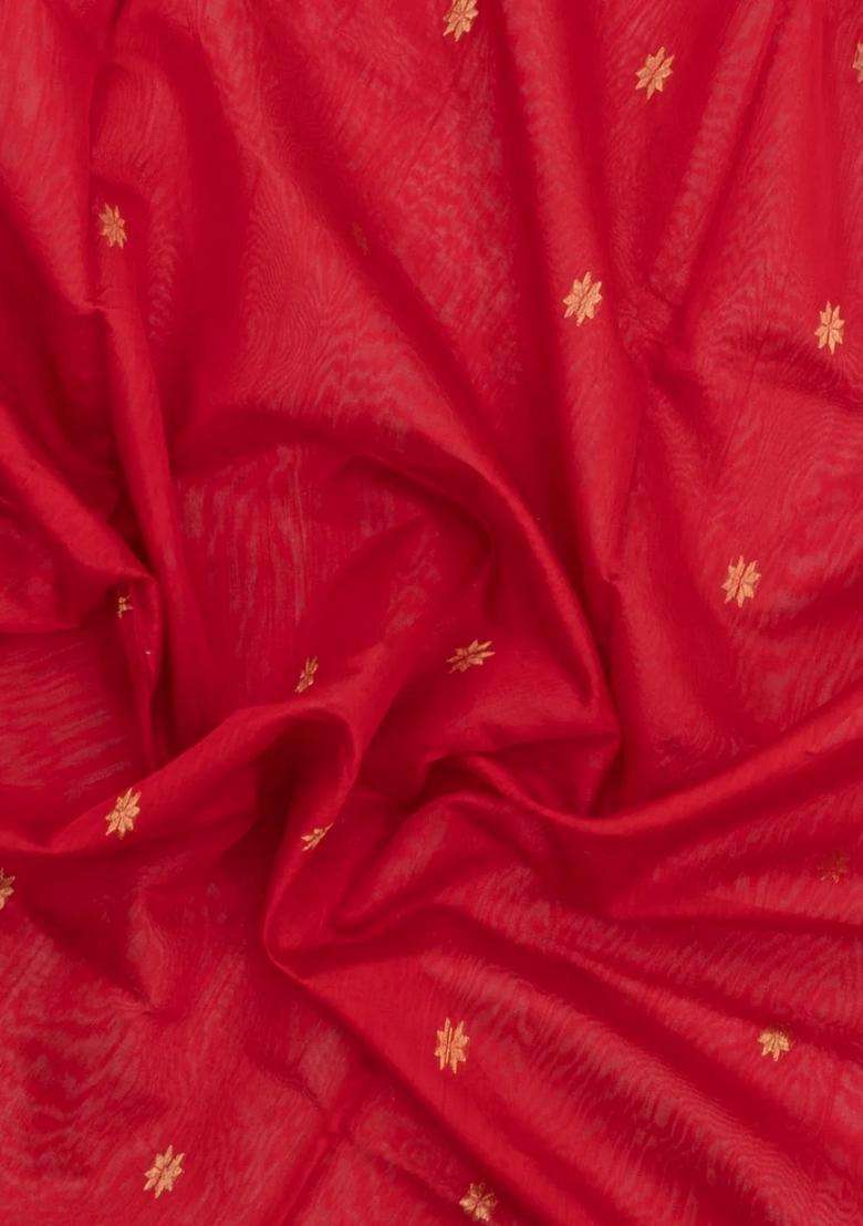 Red Handloom Maheswari Silk Cotton Saree With Buttas Zari Border With Buttas And Brocade Design For Women - Indya