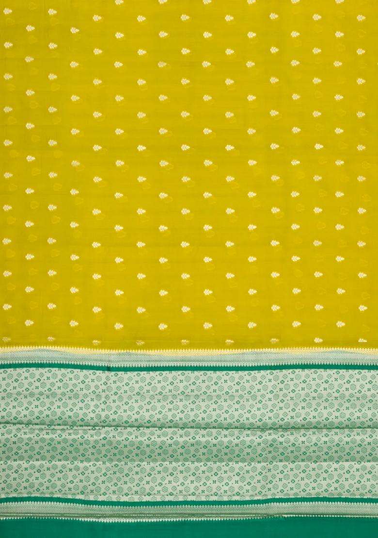 Light Green Woven Banarasi Chiniya Silk Saree With Buttas Contrast Border With Buttas And Brocade Design For Women - Indya