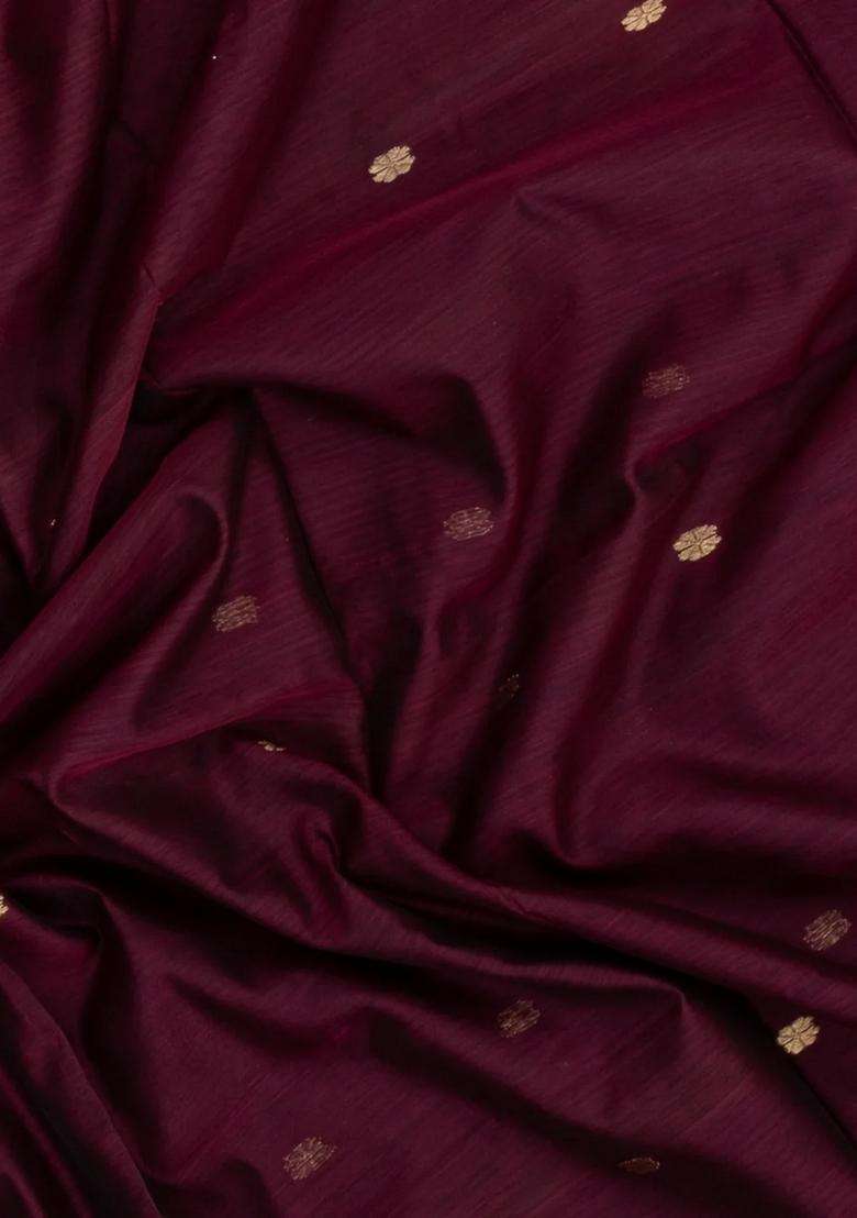 Dark Maroon Handloom Maheswari Silk Cotton Saree With Floral Buttas With Buttas And Brocade Design For Women - Indya