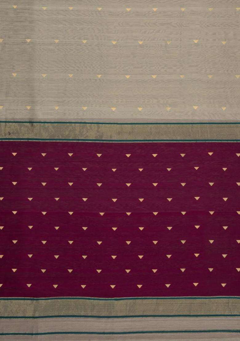 Grey Handloom Maheswari Silk Cotton Saree With Triangle Buttas With Buttas And Brocade Design For Women - Indya