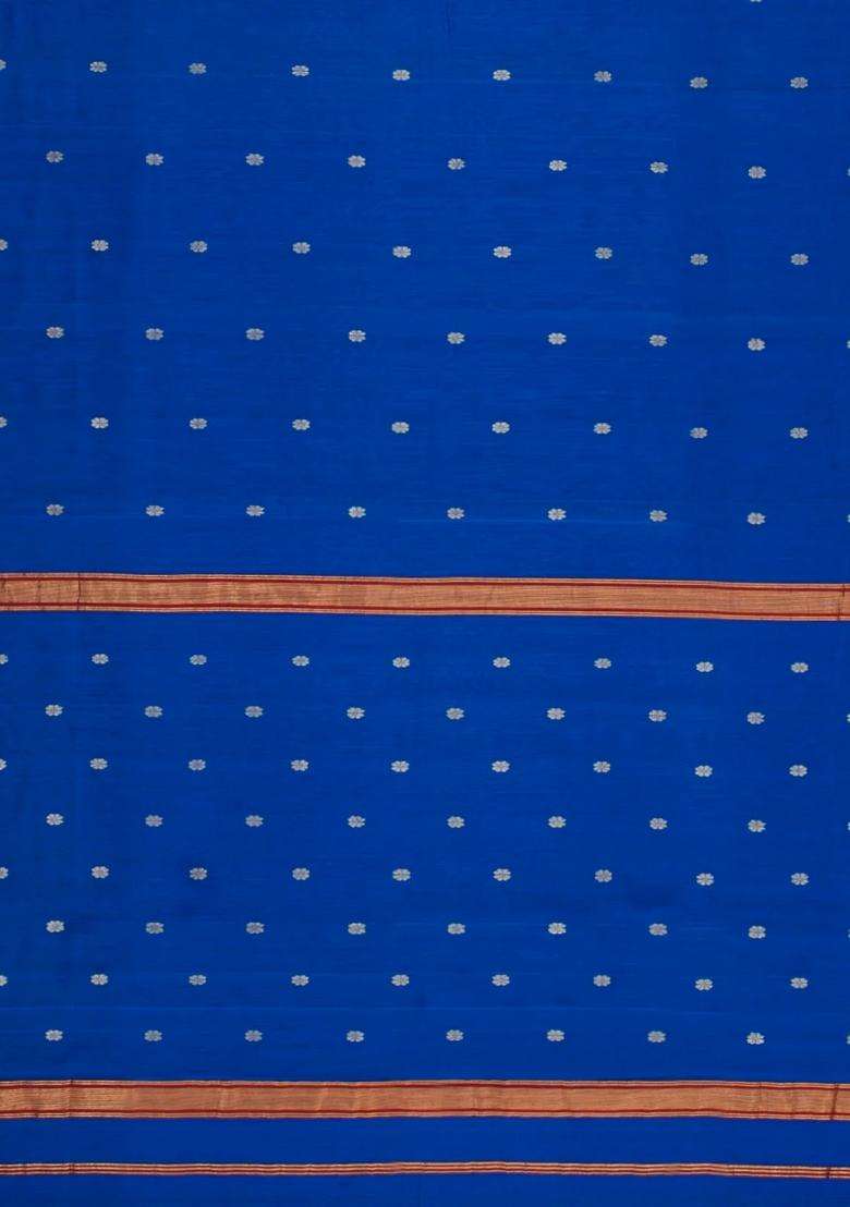 Blue Handloom Maheswari Silk Cotton Saree With Floral Buttas With Buttas And Brocade Design For Women - Indya