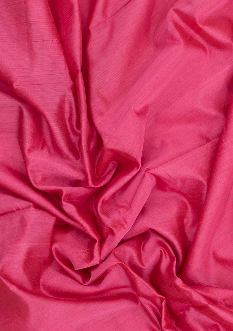 Peach Handloom Maheswari Silk Cotton Saree With Zari Border With Traditional Woven Design For Women - Indya