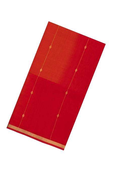 Red Handloom Maheswari Silk Cotton Saree With Floral Buttas With Buttas And Brocade Design For Women
