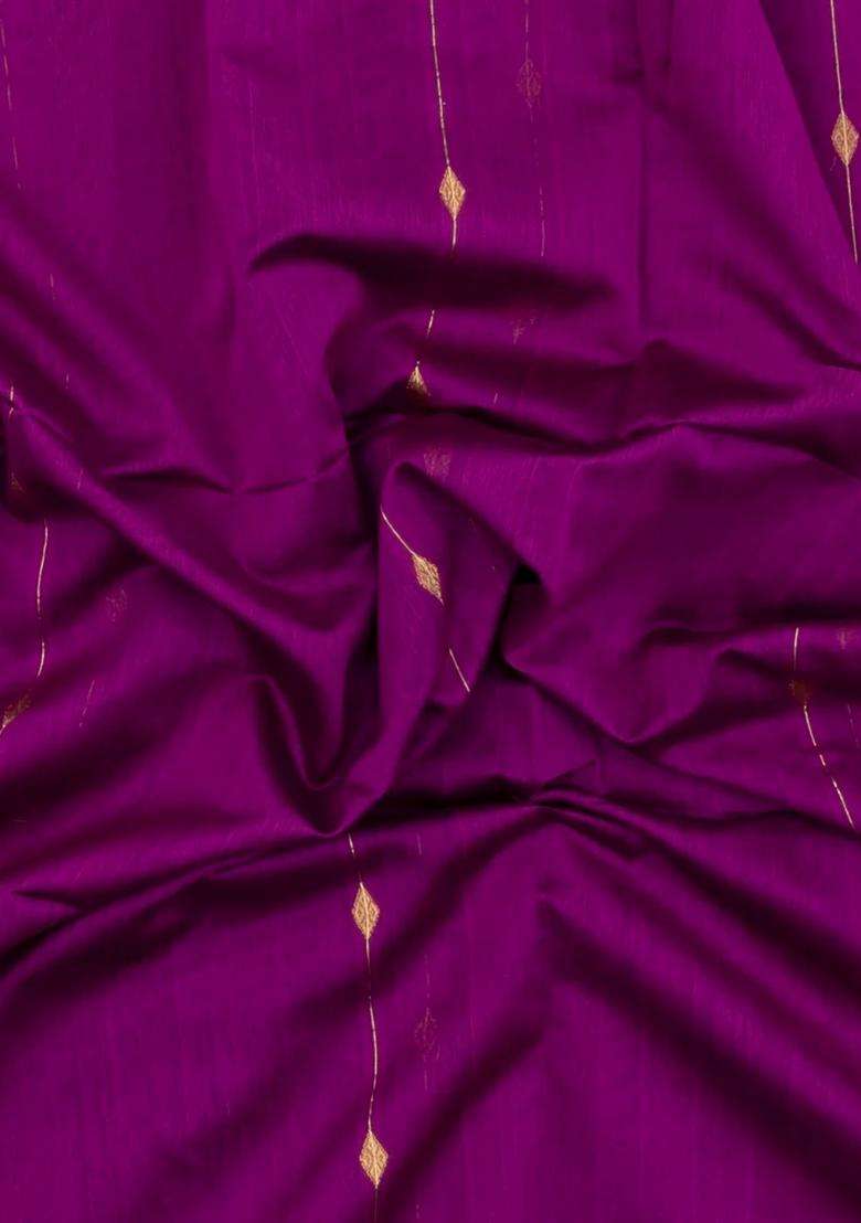 Magenta Handloom Maheswari Silk Cotton Saree With Floral Buttas With Buttas And Brocade Design For Women - Indya
