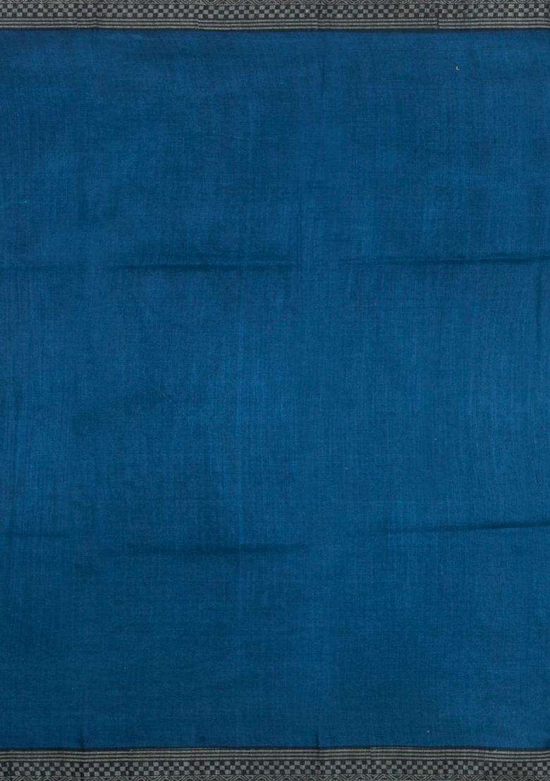 Cyan Printed Pure Silk Saree With Floral Motifs For Women - Indya