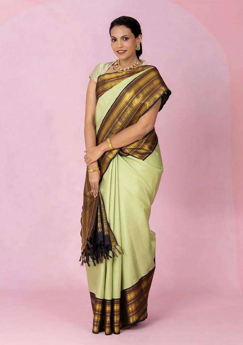Cardamom Green Handloom Korvai Kanchipuram Silk Saree With Zari Buttas With Korvai And Temple Border Design For Women - Indya