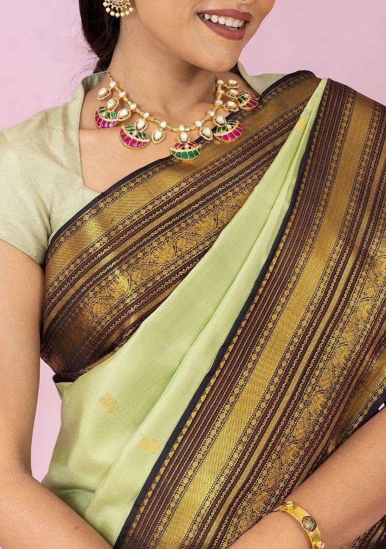 Cardamom Green Handloom Korvai Kanchipuram Silk Saree With Zari Buttas With Korvai And Temple Border Design For Women - Indya