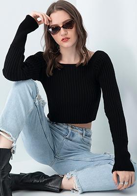 Black Square Neck Fitted Crop Sweater 